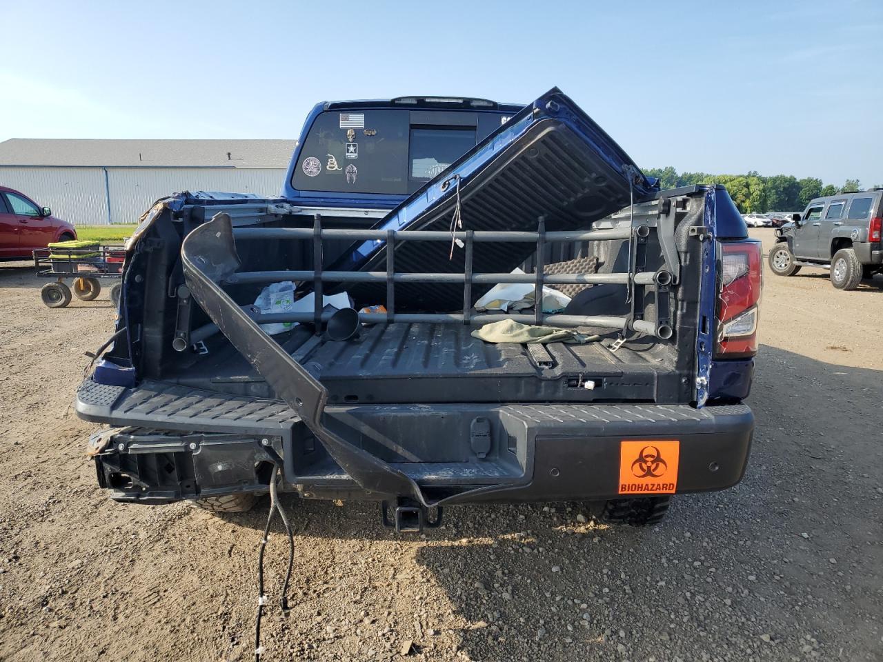 2021 Nissan Titan Sv - Image 6