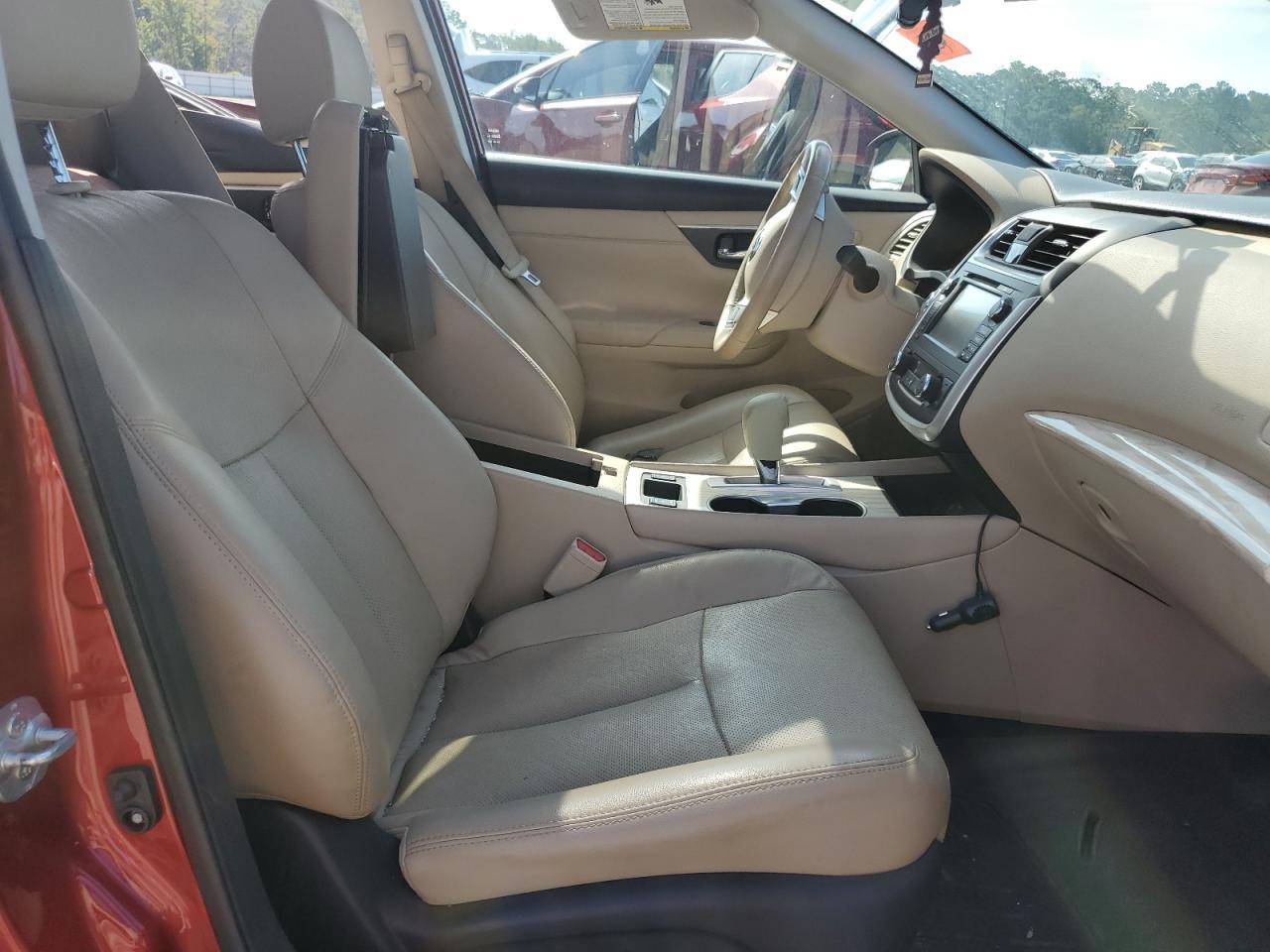 2016 Nissan Altima 2.5 - Фото 7