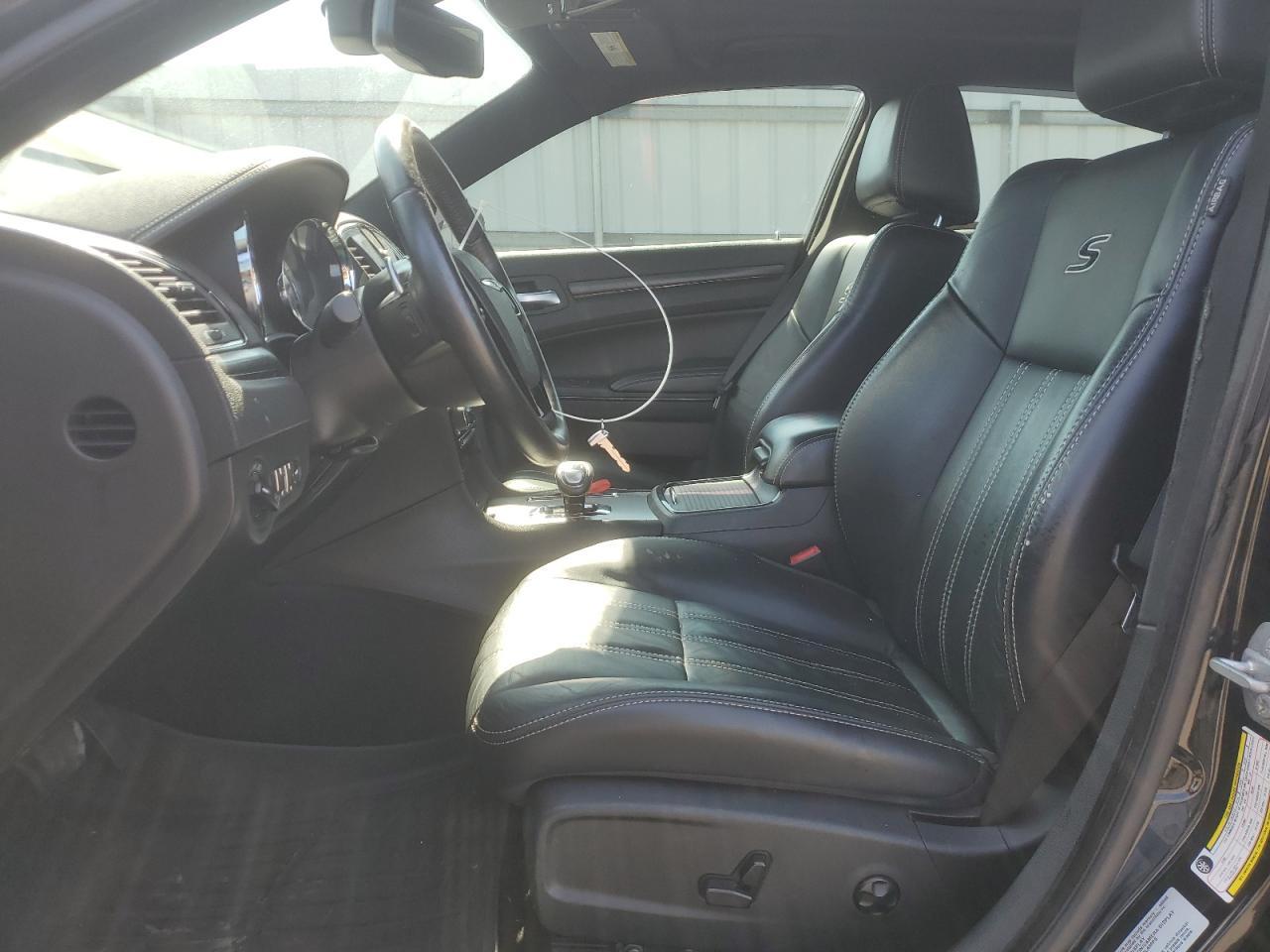 2014 Chrysler 300 S - Image 7