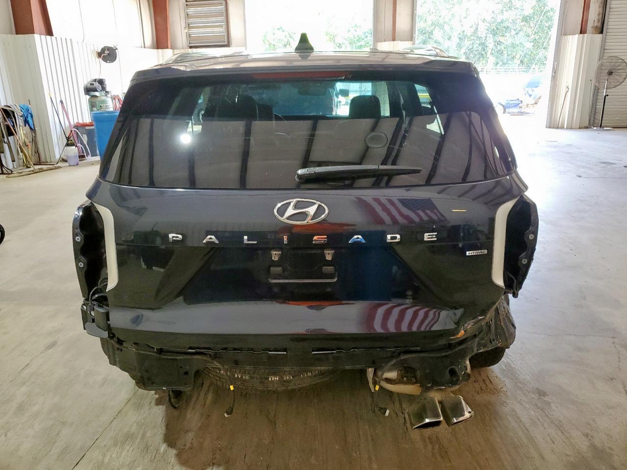 2020 Hyundai Palisade Limited - Image 6
