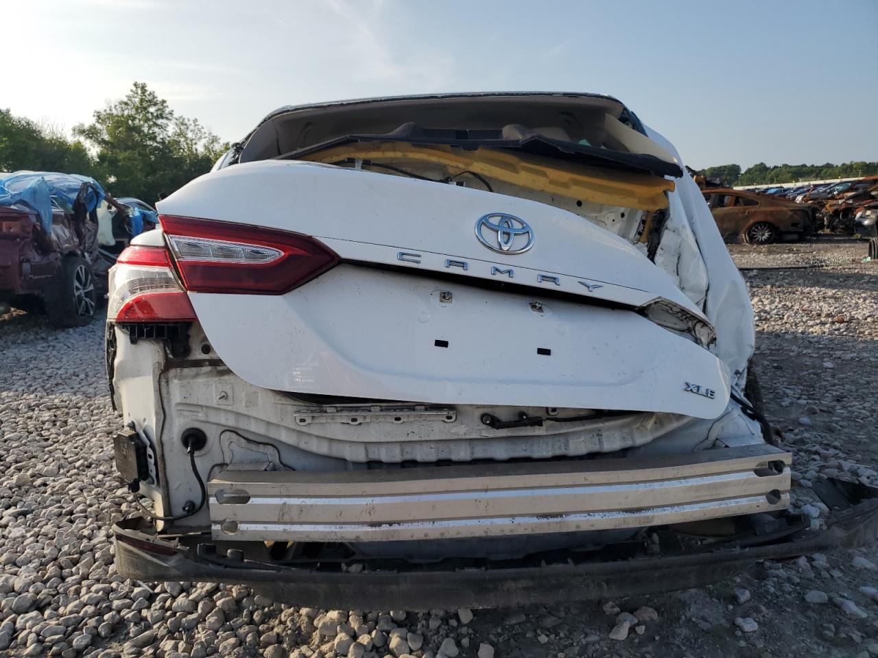 2018 Toyota Camry L - Фото 6