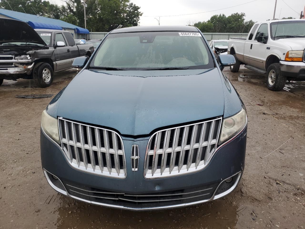 2010 Lincoln Mkt - Image 5