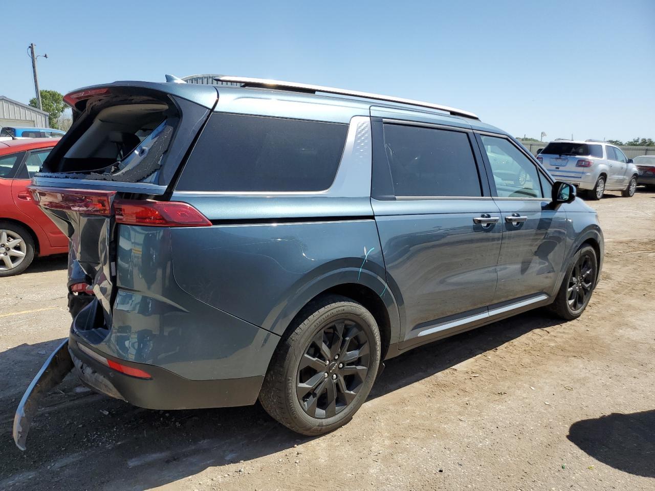 2024 Kia Carnival Sx - Фото 3