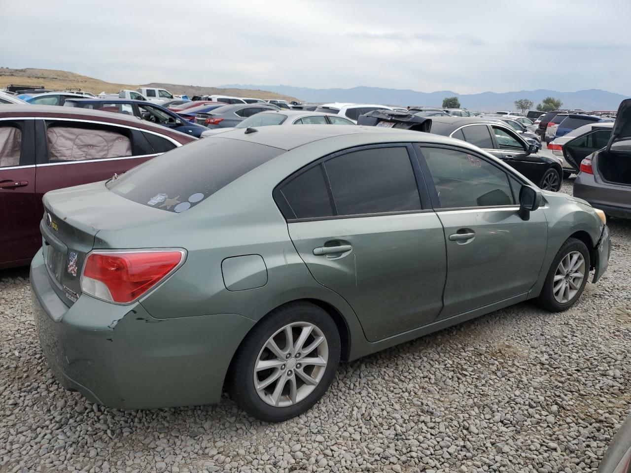 2014 Subaru Impreza Premium - Фото 3