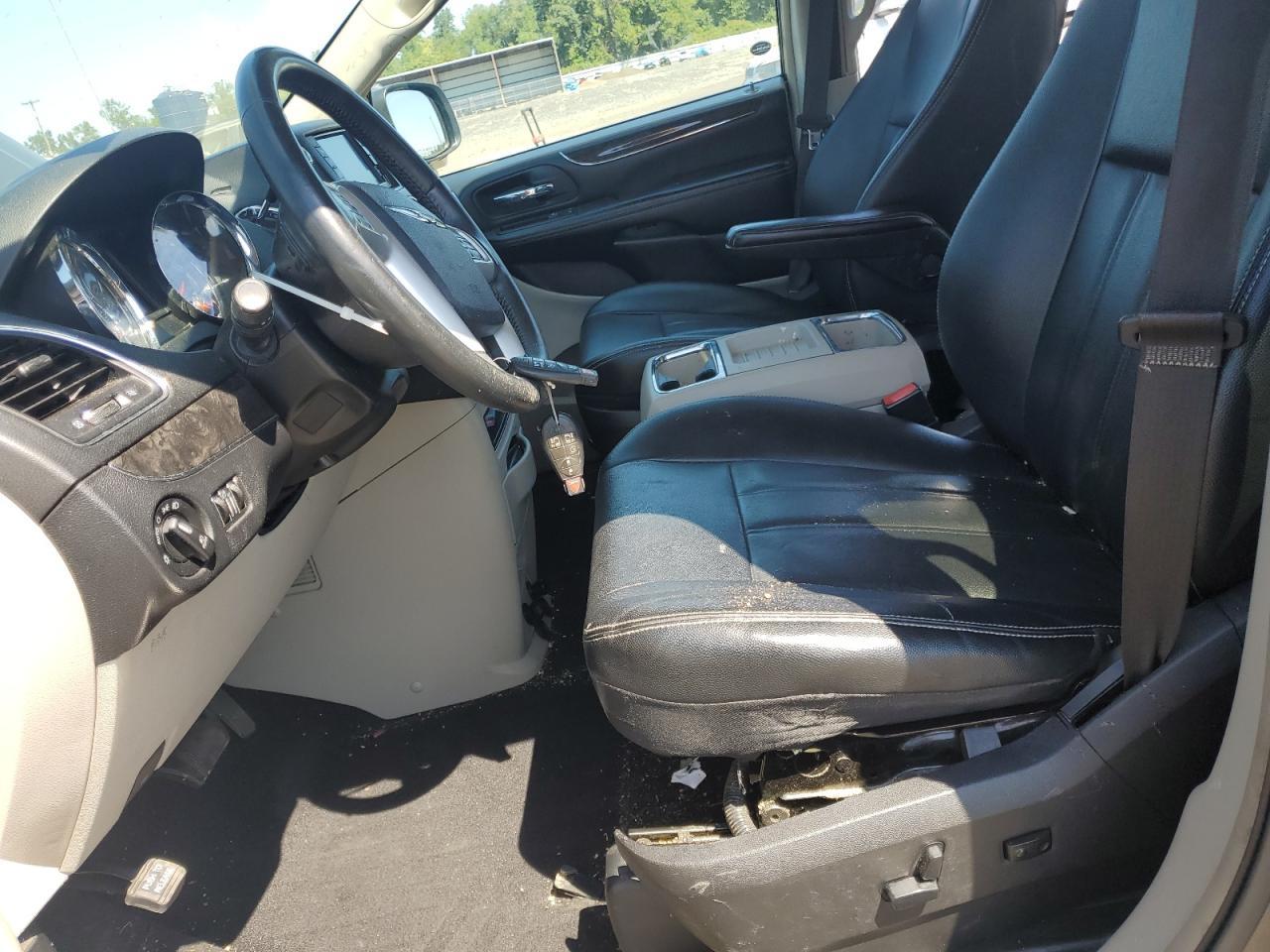 2015 Chrysler Town & Country Touring Touring - Фото 7