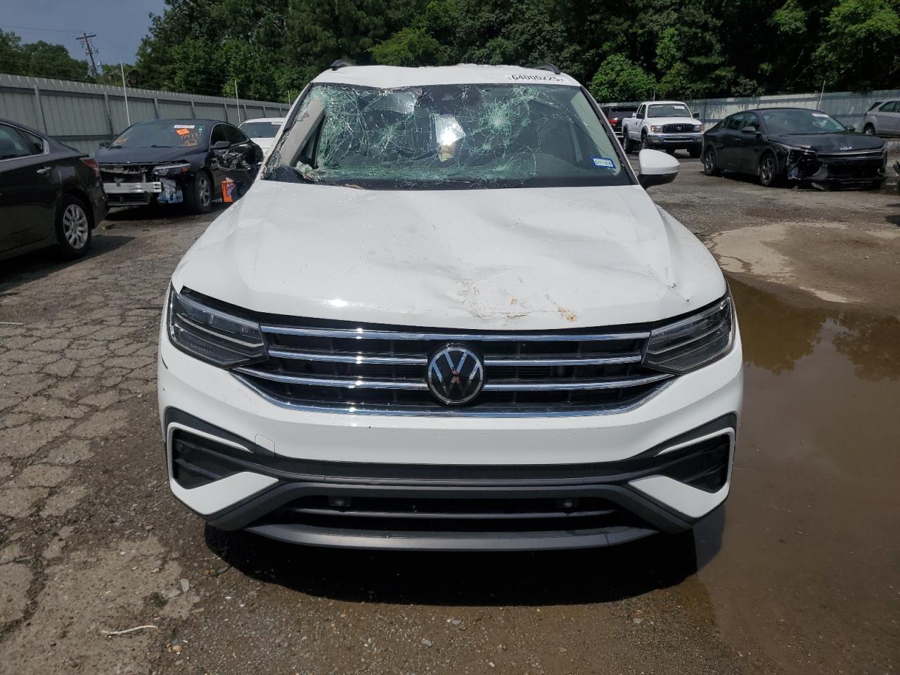2022 Volkswagen Tiguan S - Фото 5