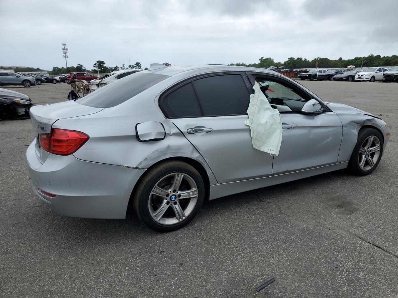 2014 BMW 320 I xDrive - Image 3