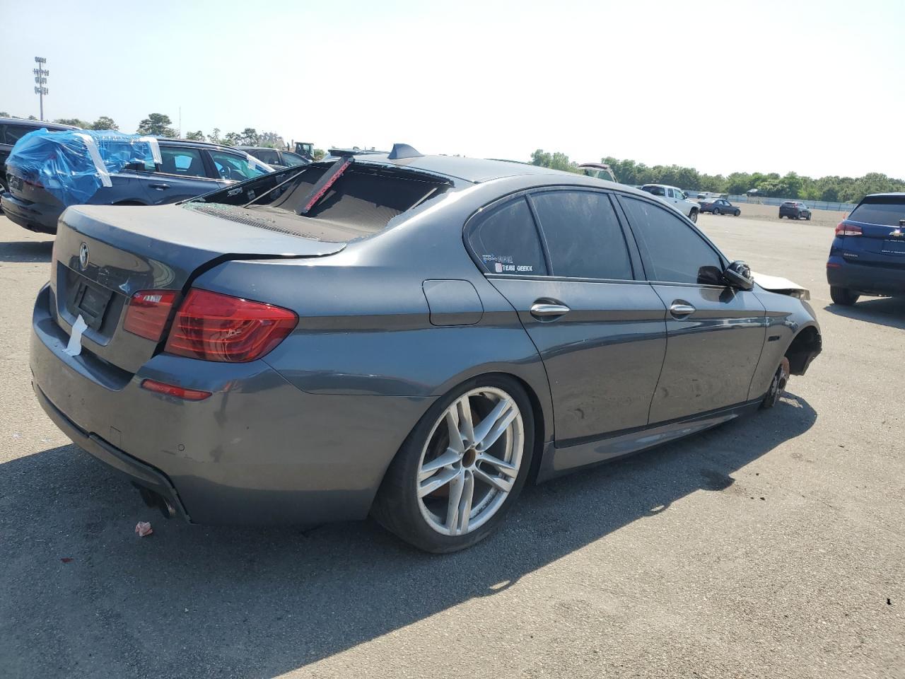 2016 BMW 550 Xi - Фото 3