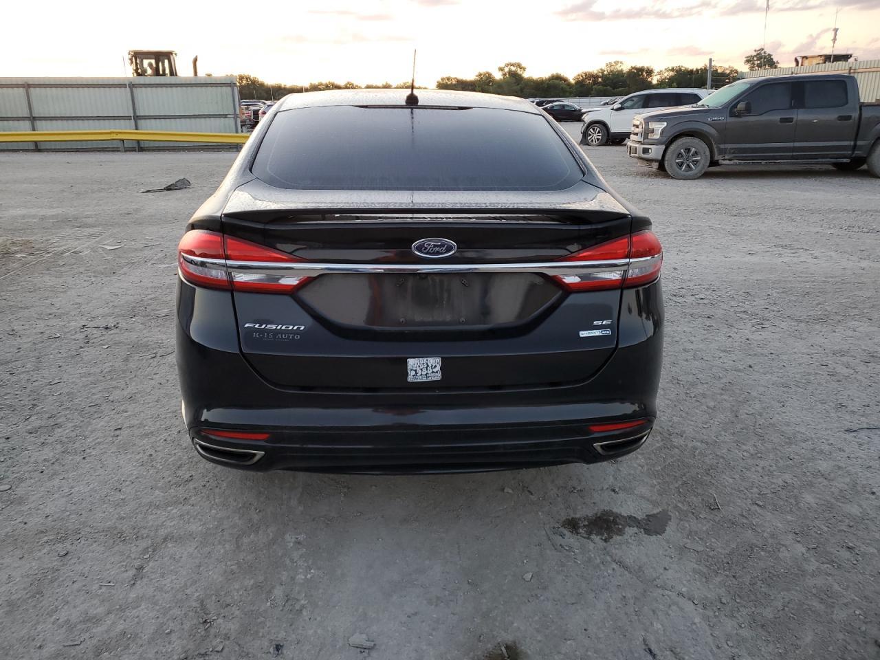 2017 Ford Fusion Se - Фото 6