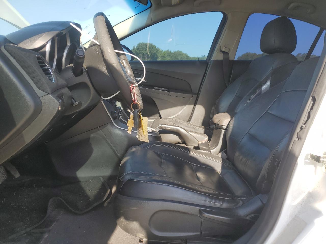 2012 Chevrolet Cruze Lt - Image 7