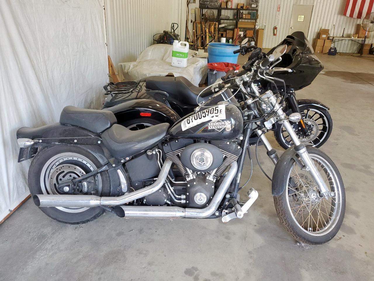 2004 Harley-Davidson Fxstbi