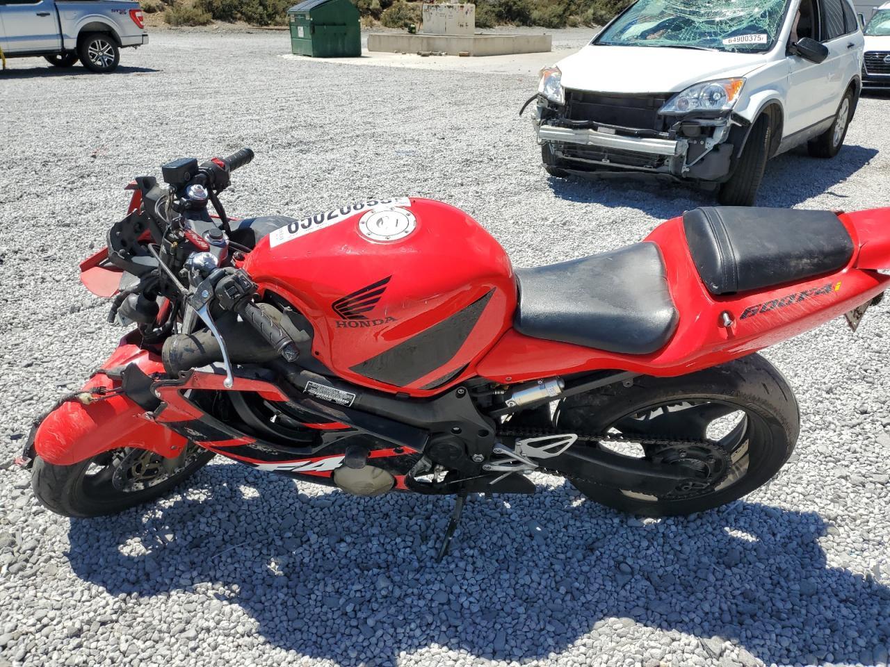 2002 Honda Cbr600 F4 - Фото 3