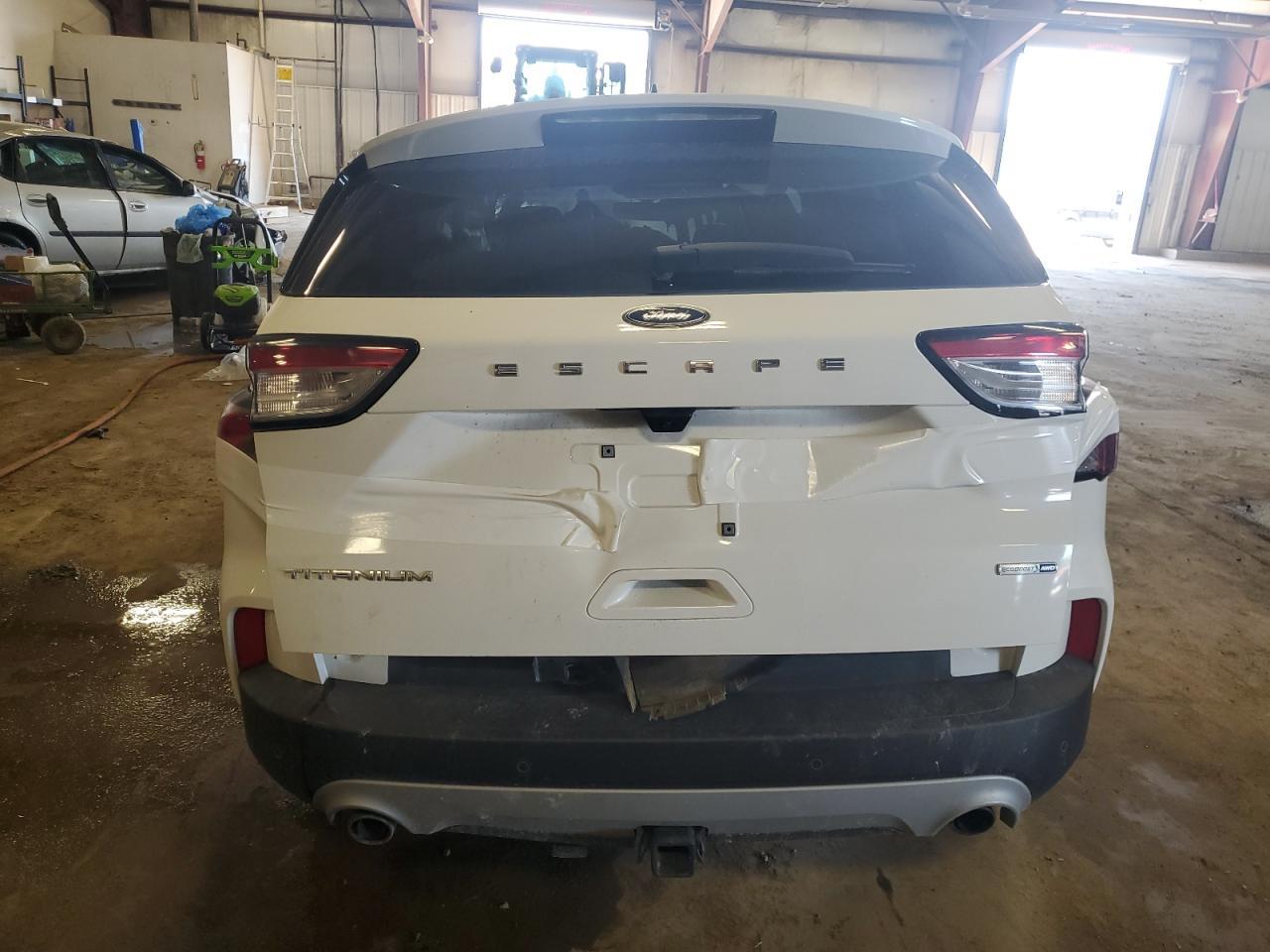 2020 Ford Escape Titanium - Фото 6