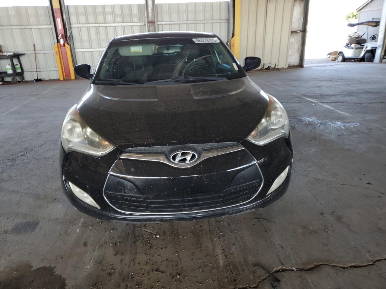 2014 Hyundai Veloster - Фото 5