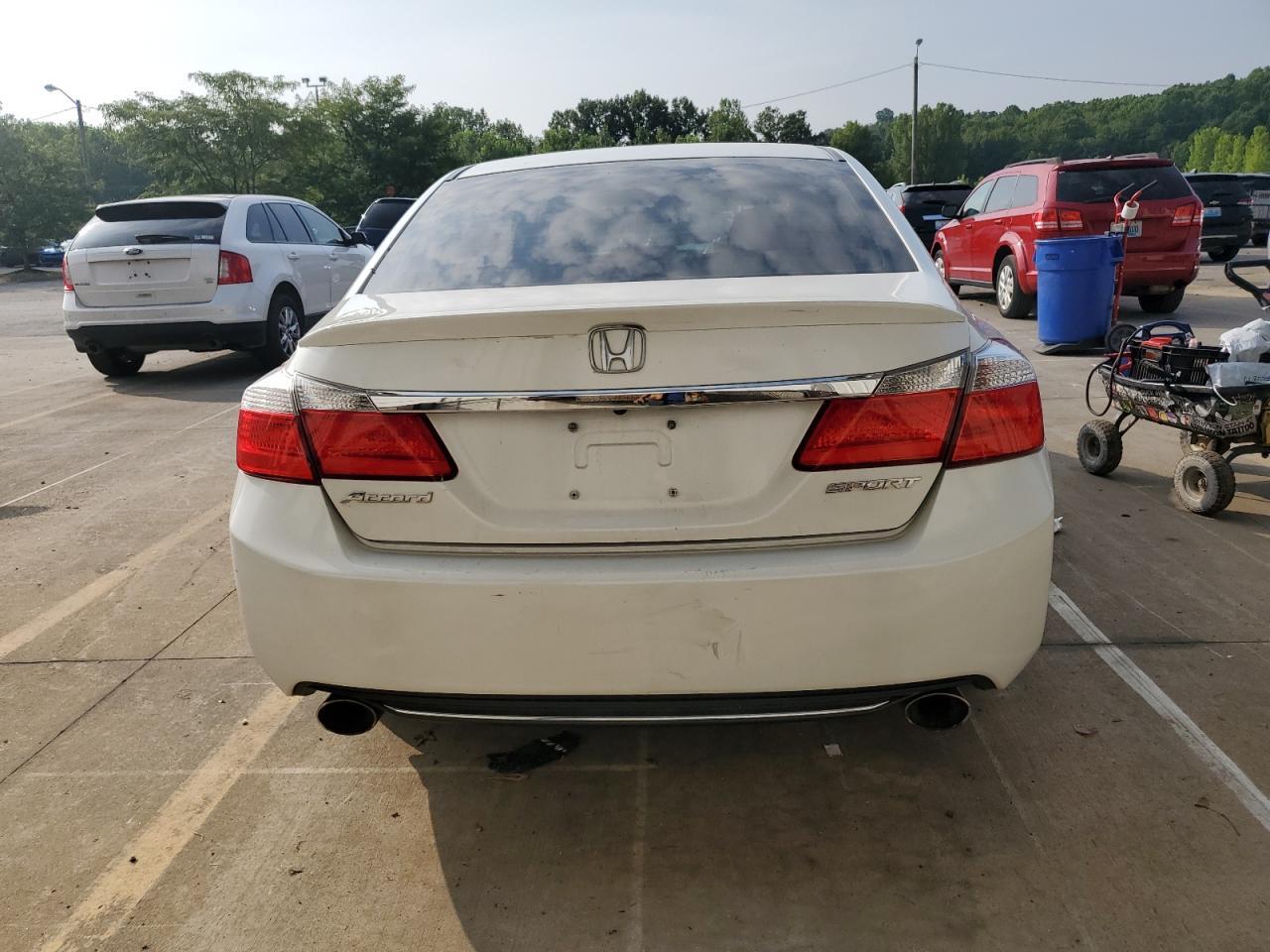2013 Honda Accord Sport - Image 6