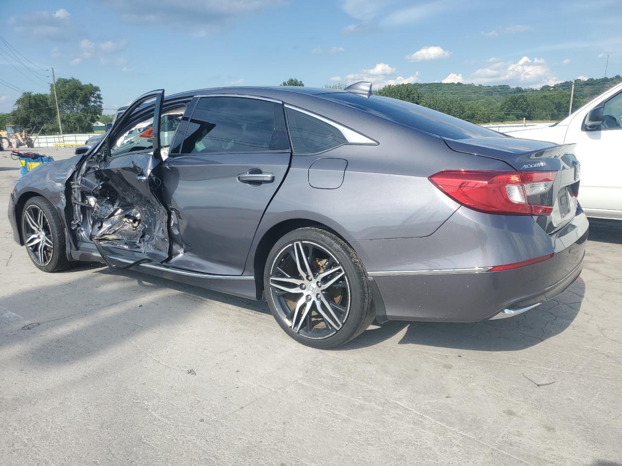 2021 Honda Accord Touring Hybrid - Фото 2