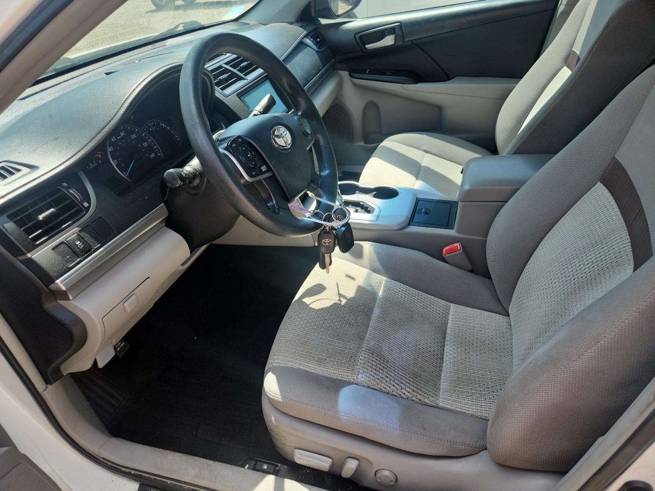 2014 Toyota Camry L - Image 7