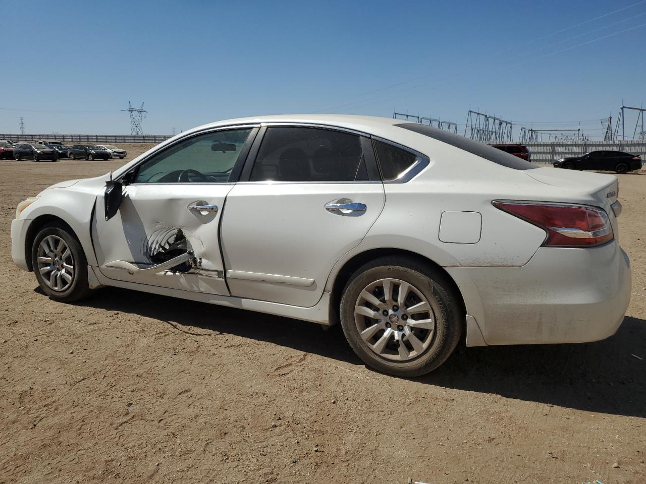 2015 Nissan Altima 2.5 - Фото 2