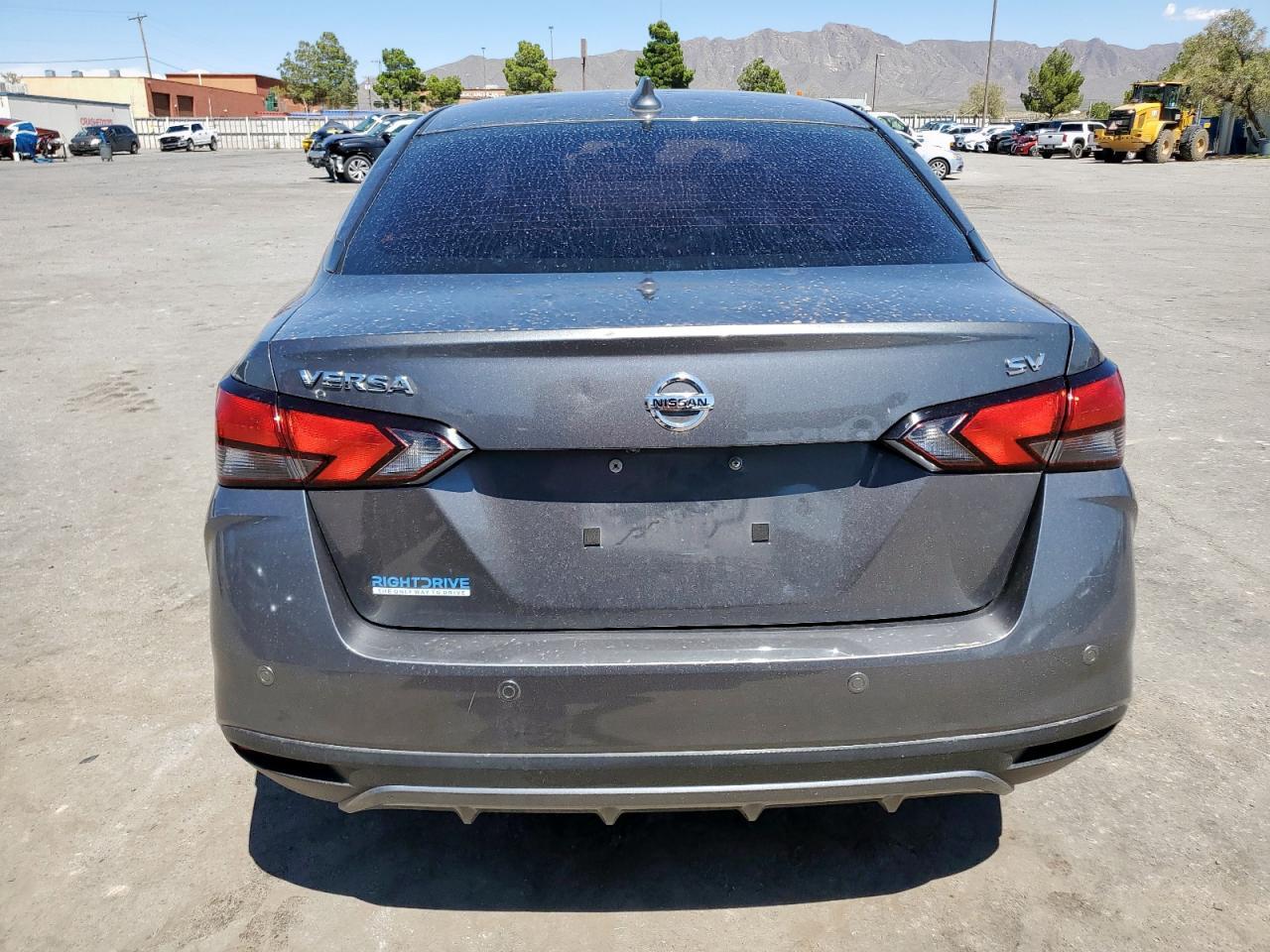 2021 Nissan Versa Sv - Image 6
