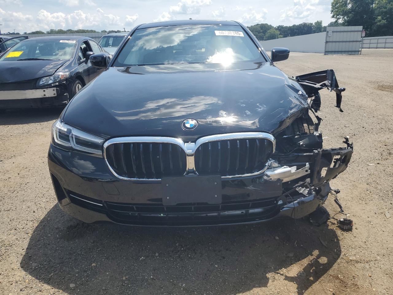 2023 BMW 530 Xi - Image 5