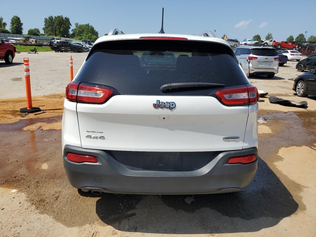 2016 Jeep Cherokee Latitude - Фото 6