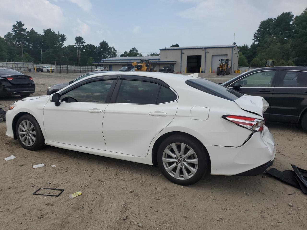 2020 Toyota Camry Le - Image 2