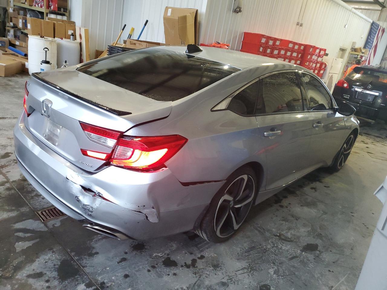 2022 Honda Accord Sport - Фото 3