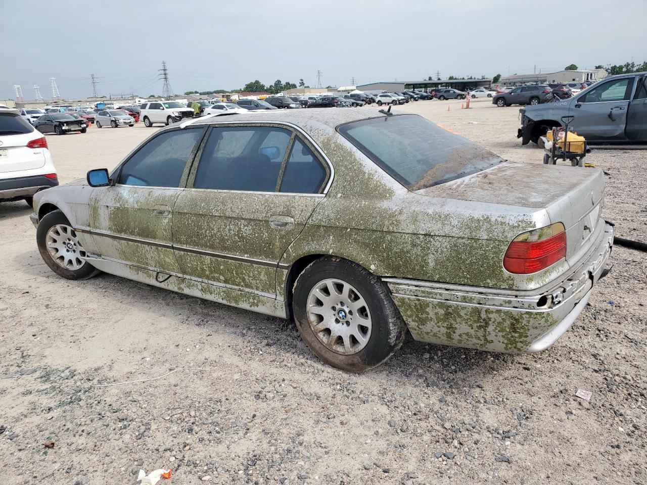 2001 BMW 740 - Image 2