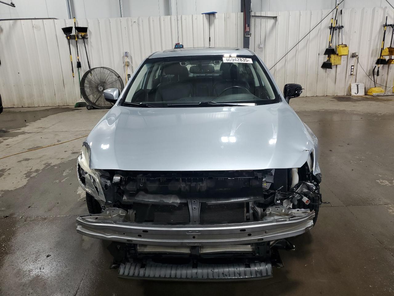 2015 Subaru Legacy 3.6R Limited - Image 5