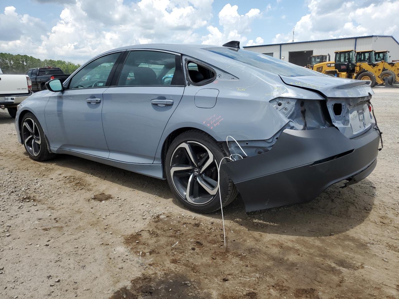 2022 Honda Accord Sport - Фото 2