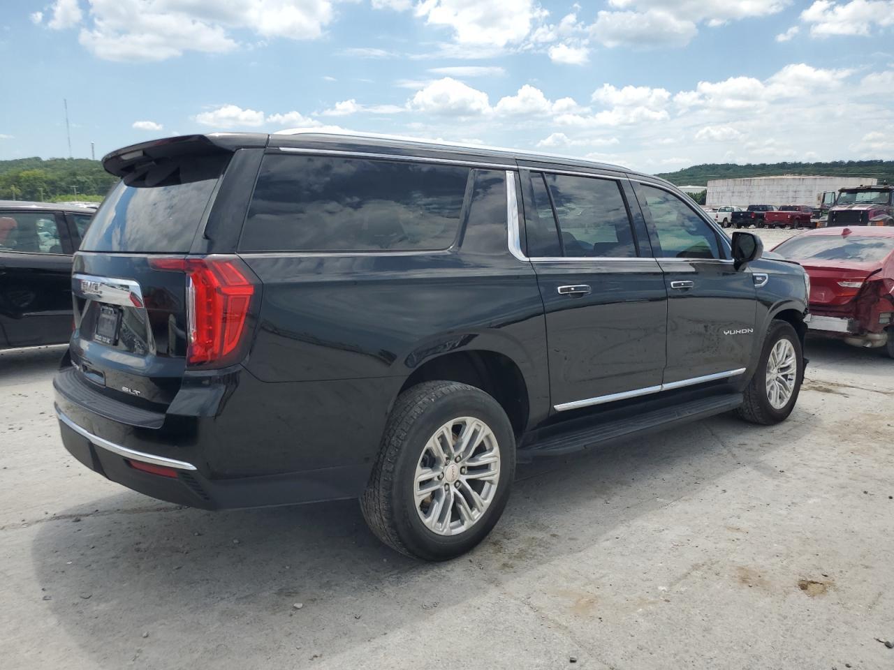 2022 GMC Yukon Xl K1500 Slt - Image 3
