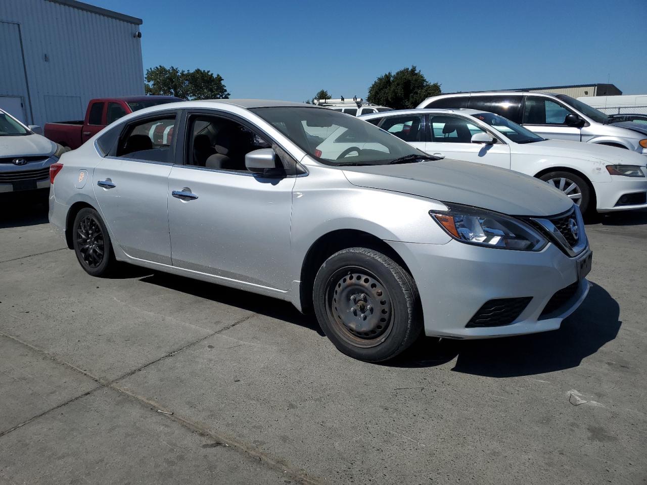 2019 Nissan Sentra S - Image 4