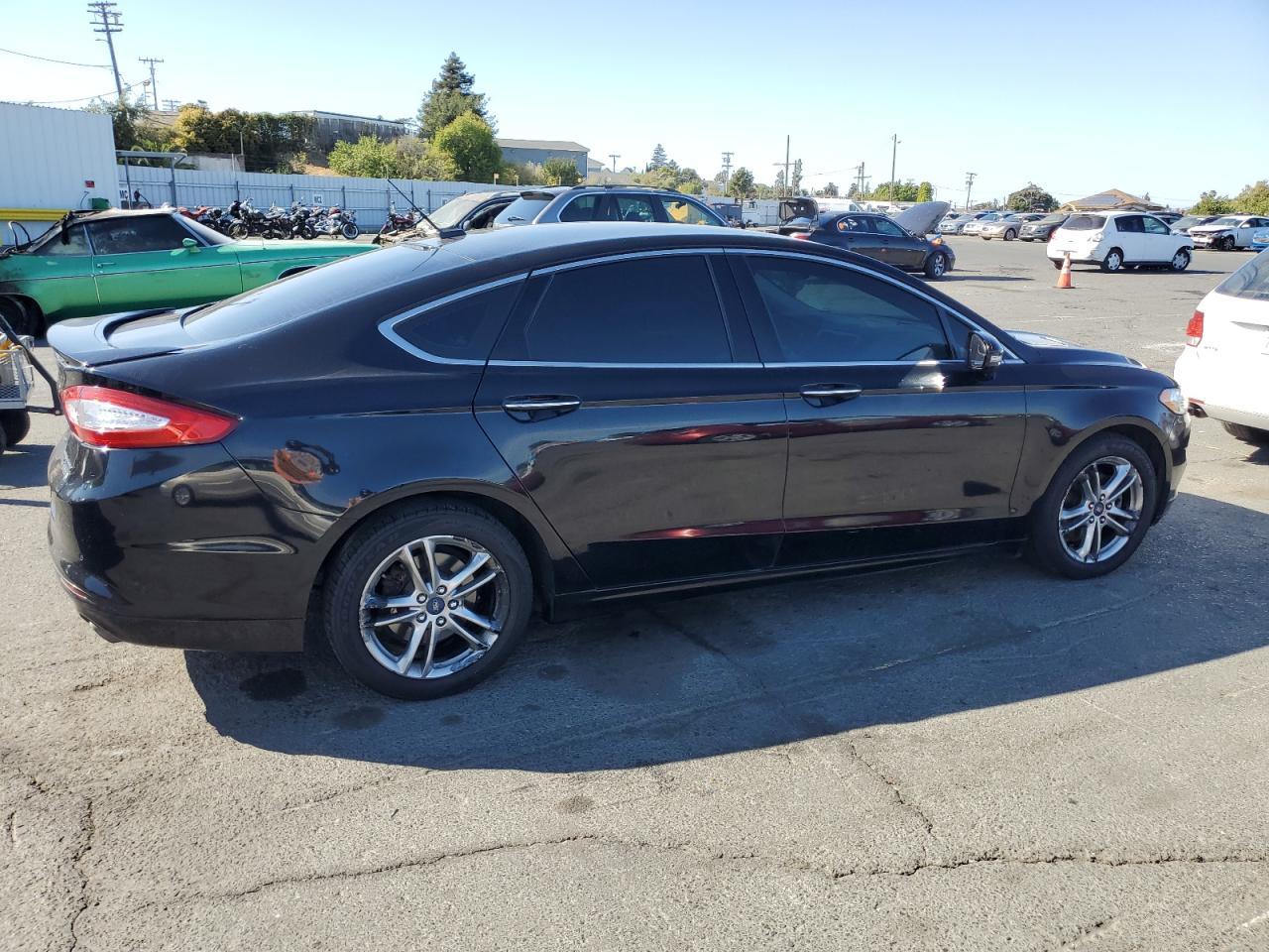 2016 Ford Fusion Titanium Hev - Фото 3