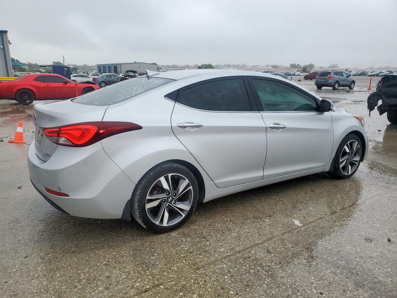 2015 Hyundai Elantra Se - Фото 3