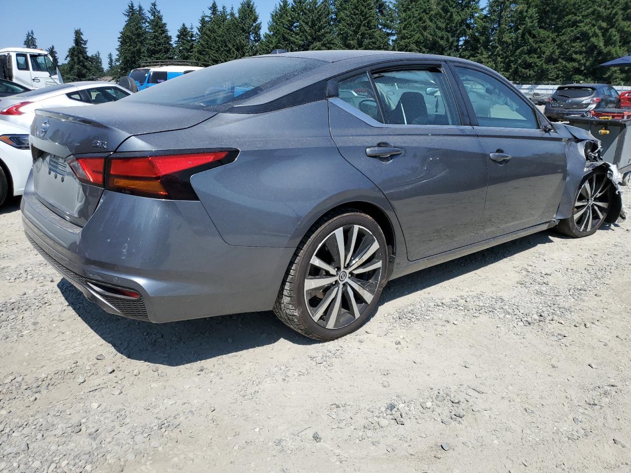 2021 Nissan Altima Sr - Фото 3