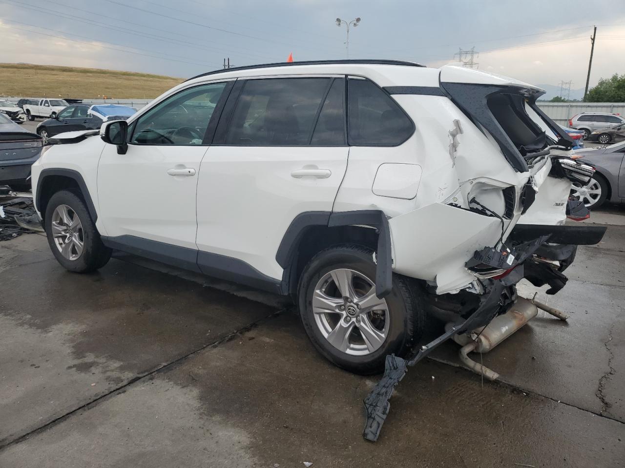 2022 Toyota Rav4 Xle - Image 2