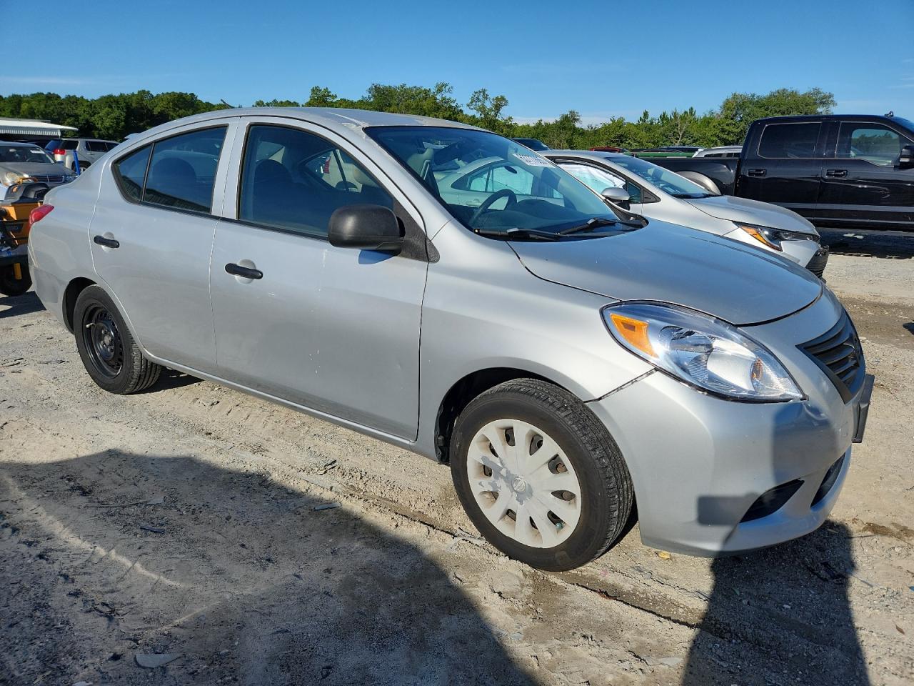 2012 Nissan Versa S - Фото 4