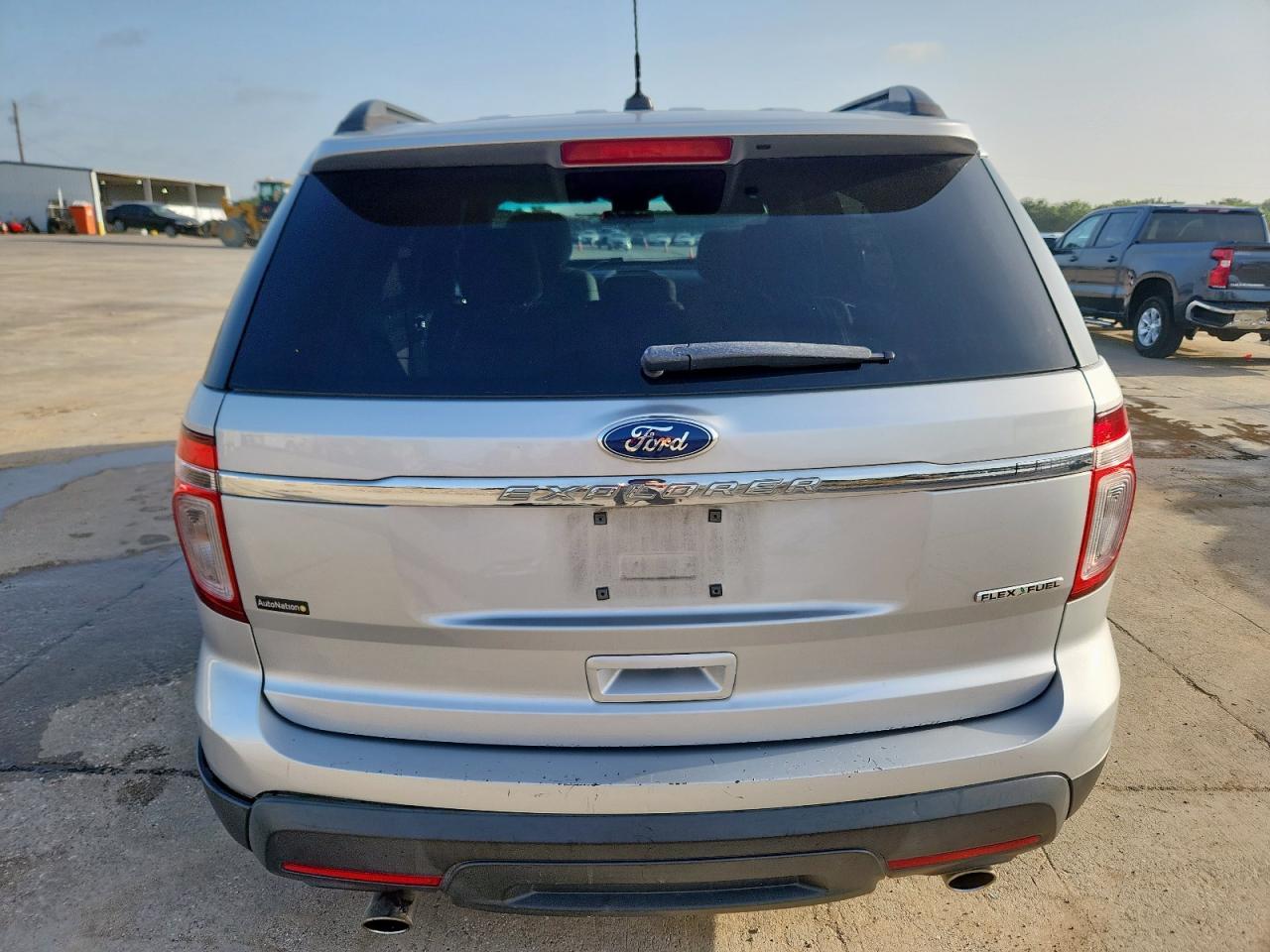 2015 Ford Explorer - Фото 6