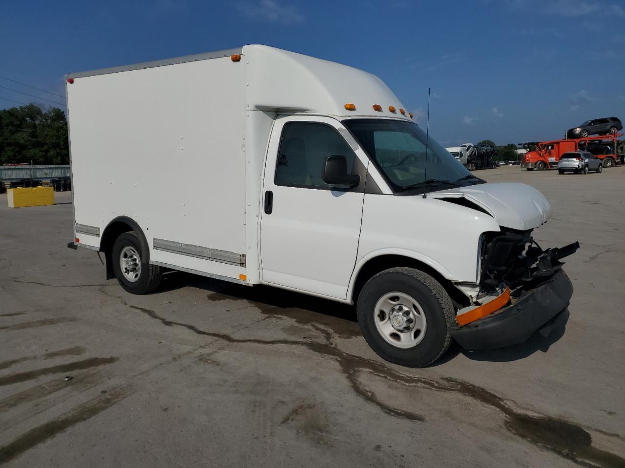 2009 Chevrolet Express G3500 - Фото 4