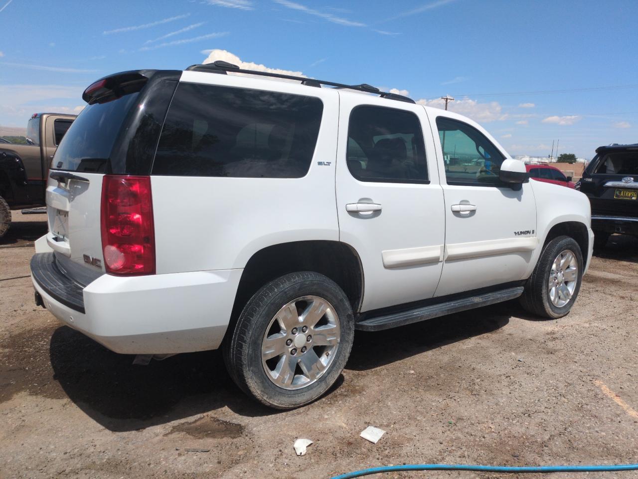 2008 GMC Yukon - Фото 3