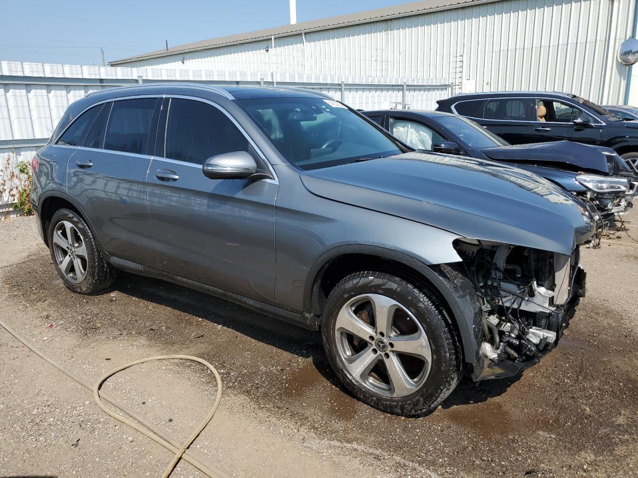 2017 Mercedes-Benz Glc 300 4Matic - Image 4
