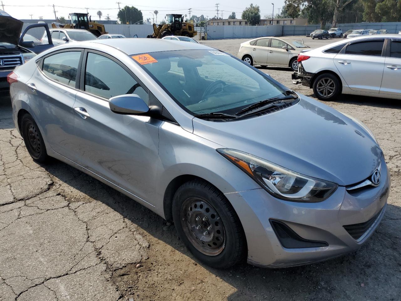 2016 Hyundai Elantra Se - Image 4