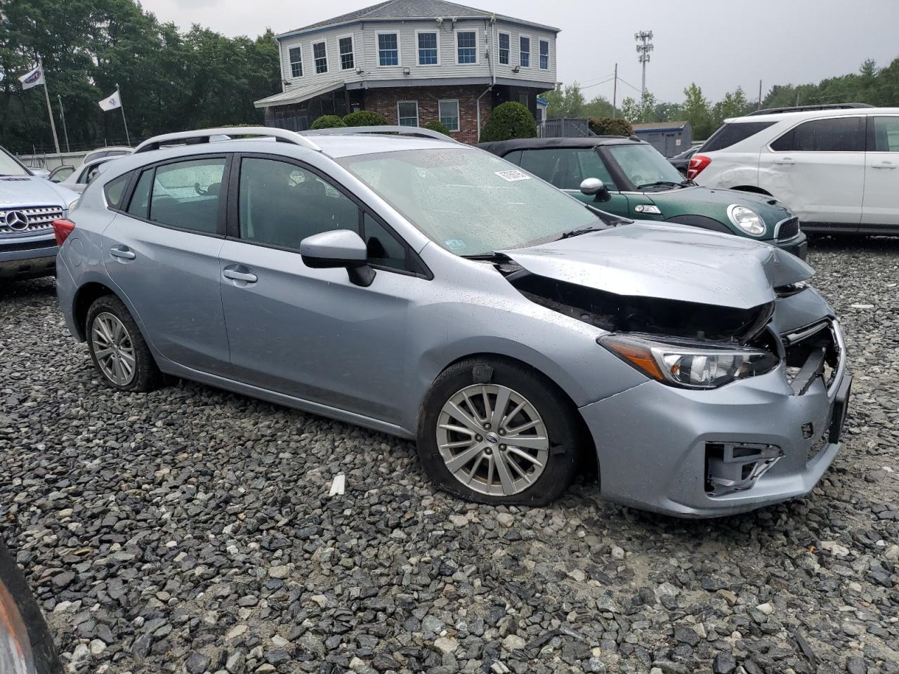 2018 Subaru Impreza Premium - Image 4