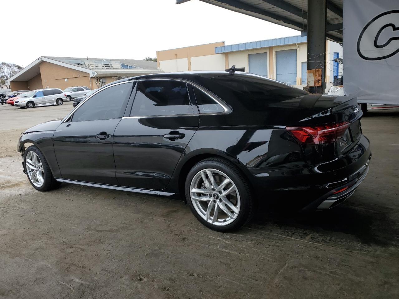 2020 Audi A4 Premium Plus - Фото 2