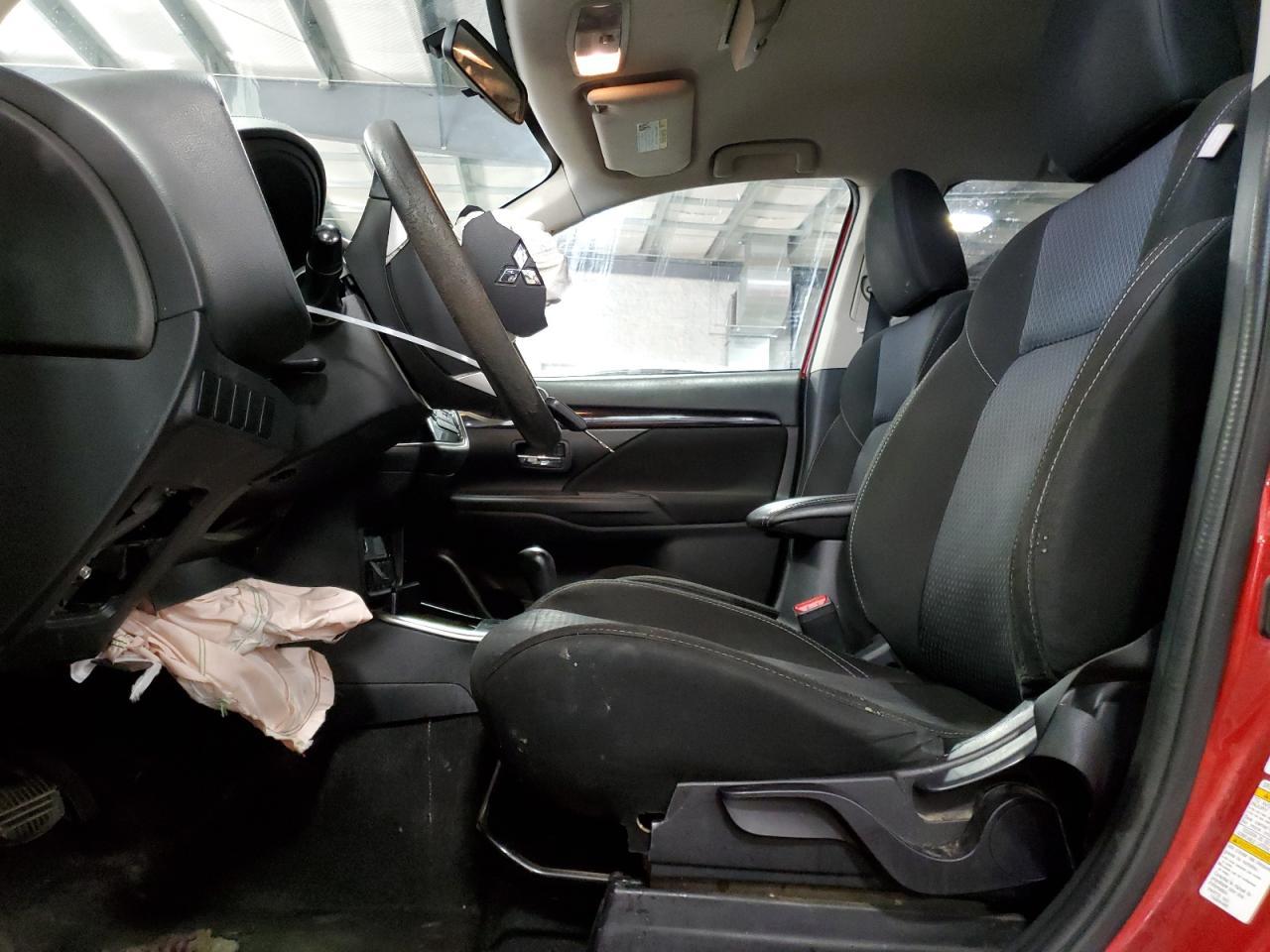 2019 Mitsubishi Outlander - Фото 7