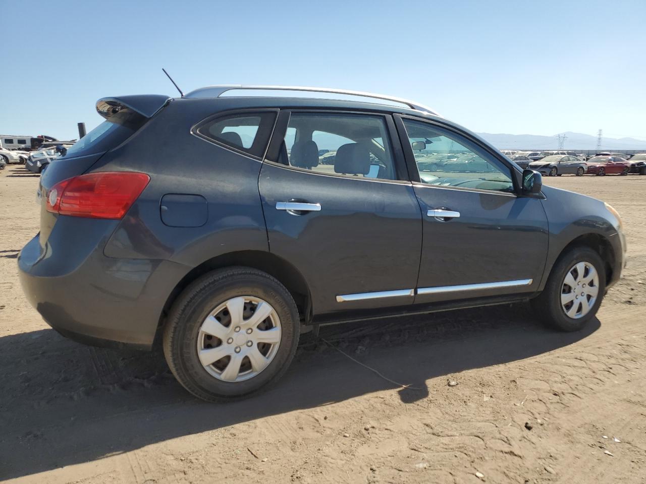 2015 Nissan Rogue Select S - Image 3