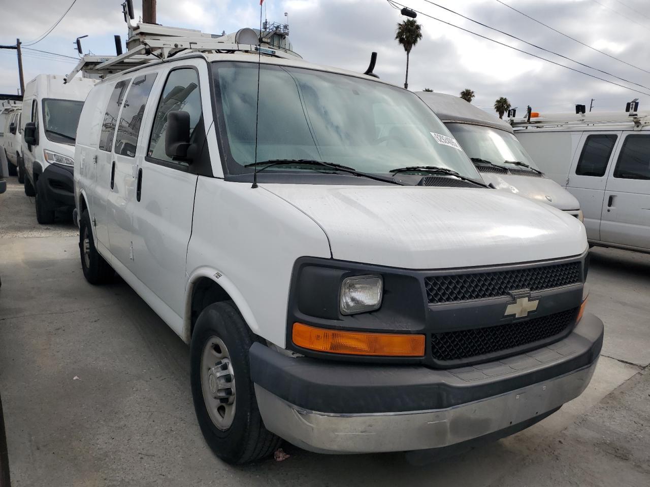 2014 Chevrolet Express G2500 - Фото 4