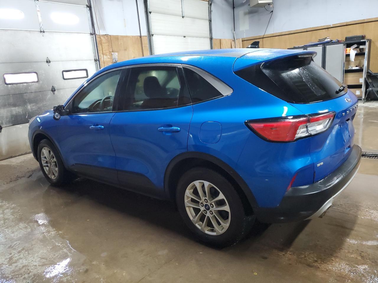 2020 Ford Escape Se - Фото 2