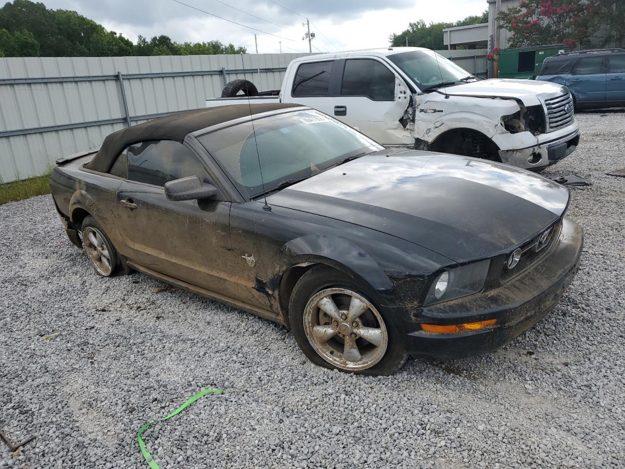 2009 Ford Mustang - Фото 4