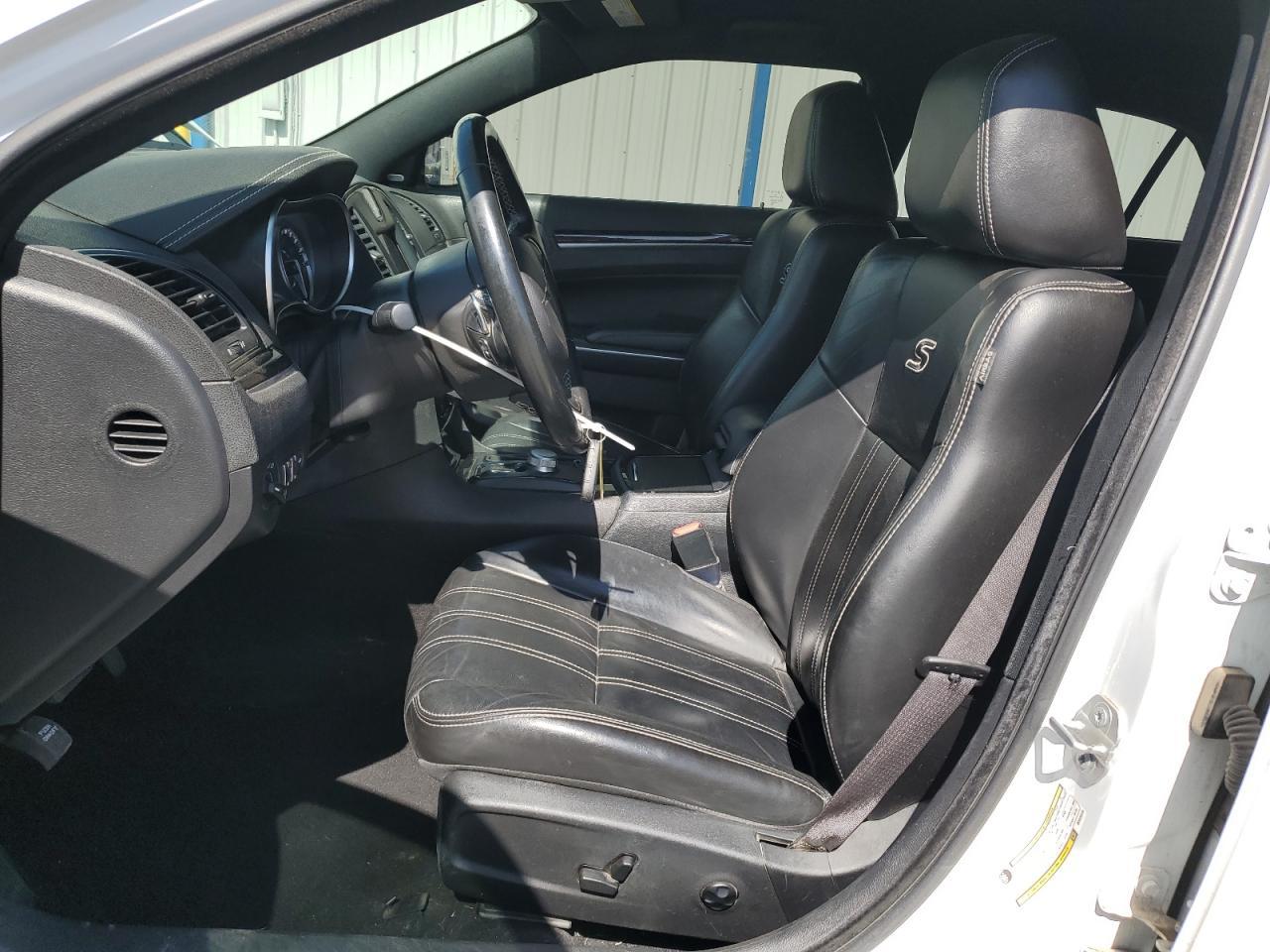 2021 Chrysler 300 S - Фото 7
